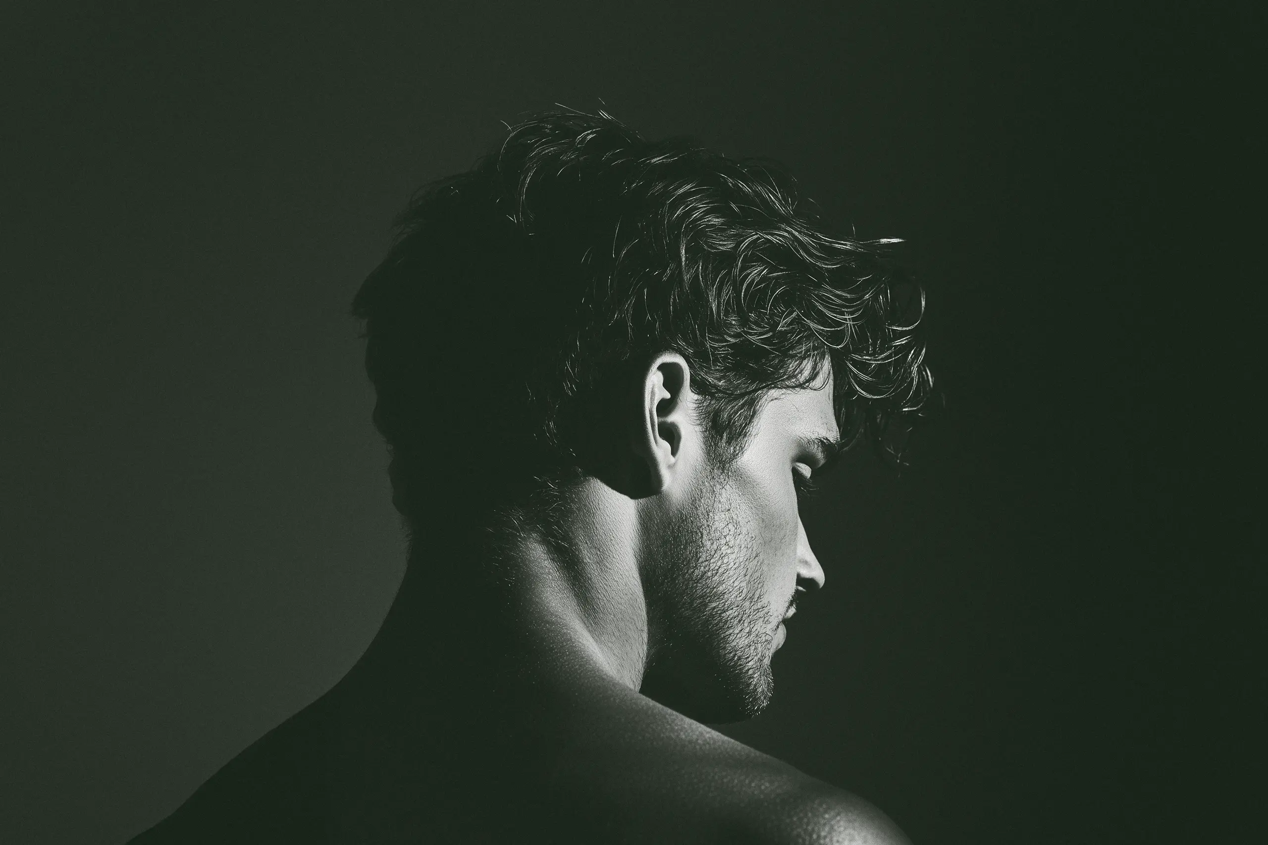 Cannes Image by notthoff La Biosthétique Friseur SW Haut und Kopfhaut Pflege Mann 230325 2 green